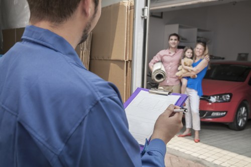 Local moving truck suited to West Kensington flats and homes